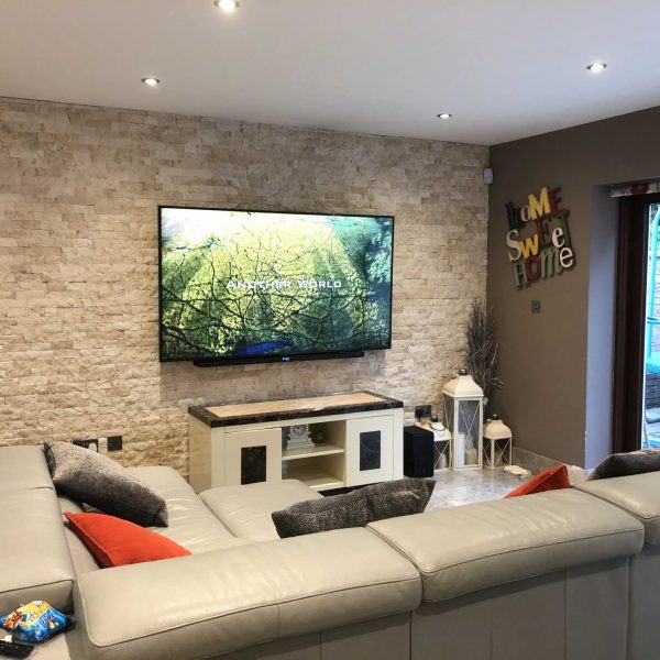 Cable tidying service for home setup